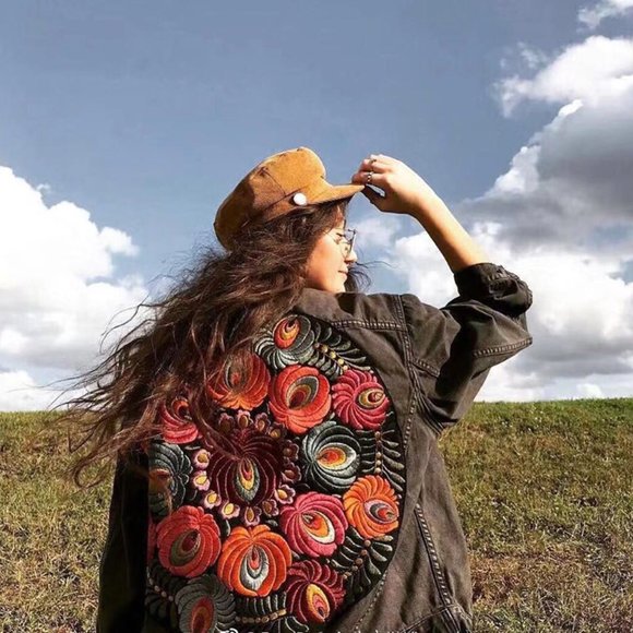 Italian Embroidered Oversized Denim Jacket - Picture 10 of 16